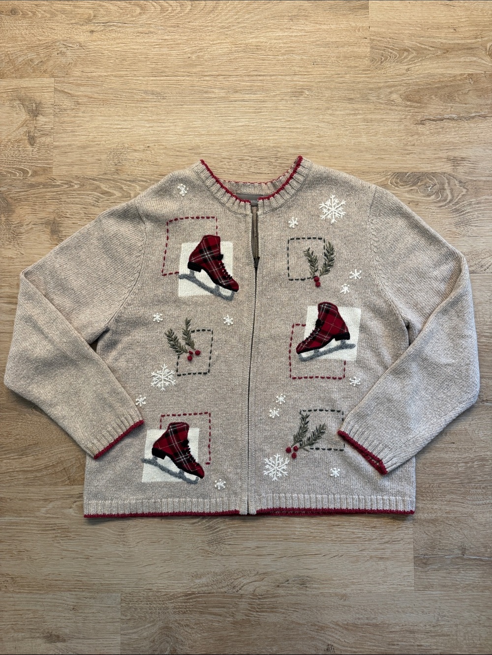 Vintage Christmas Croft & barrow Beige Zip-Front Cardigan with Red Plaid